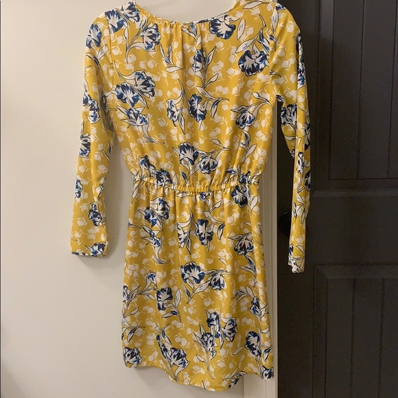 Yellow Long sleeve dress - Picture 3 of 3